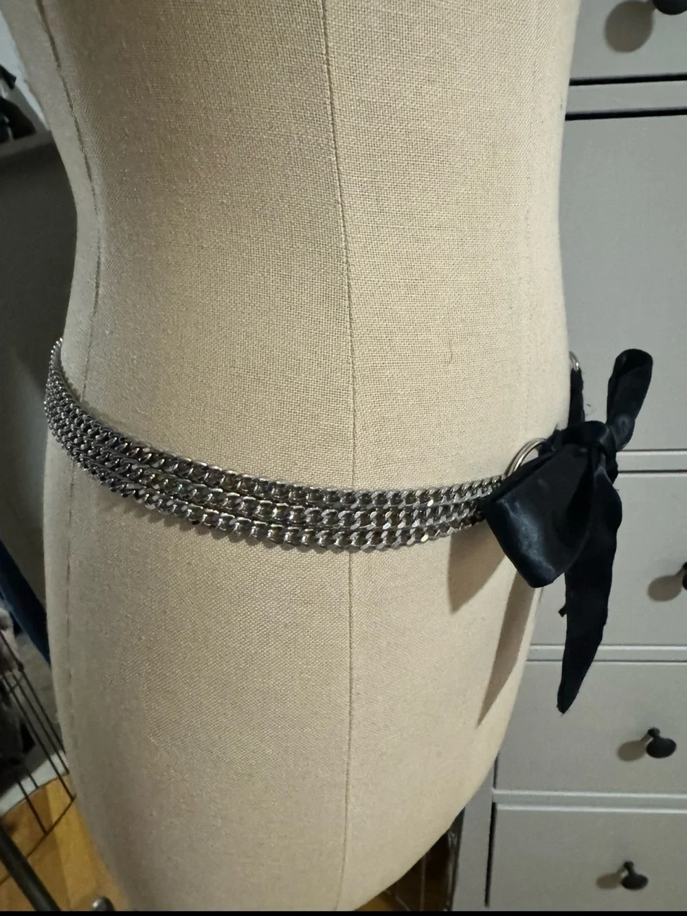 Banana Republic‎ Black Satin Bow Chain Belt